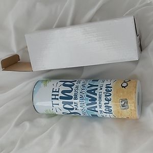 Tumbler with sand and memories theme